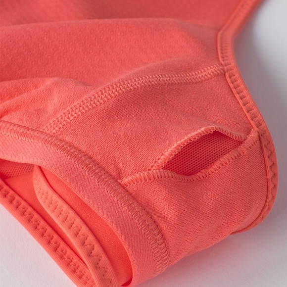 NWT Lululemon Wanderlust Yoga Haven Bra Cape Red - Picture 5 of 8